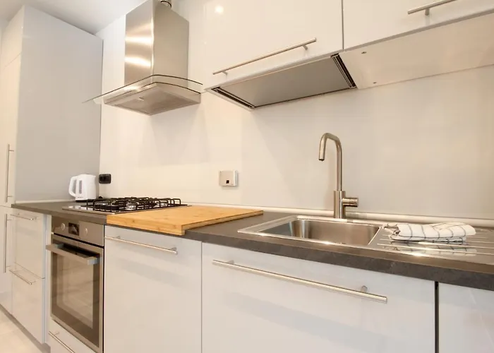 Parrots & Palms Апартаменты